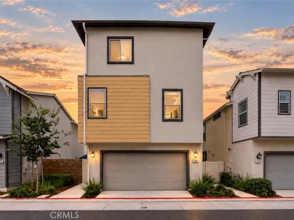 1208 Dock Ln, Harbor City, CA 90710
