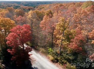 45 Autumn View Dr, Hendersonville, NC 28792