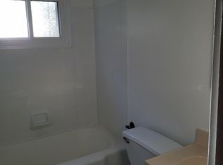 2314 S Overlook Rd, Cleveland Heights, OH 44106