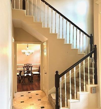 2nd image of 4509 Scenic Cir