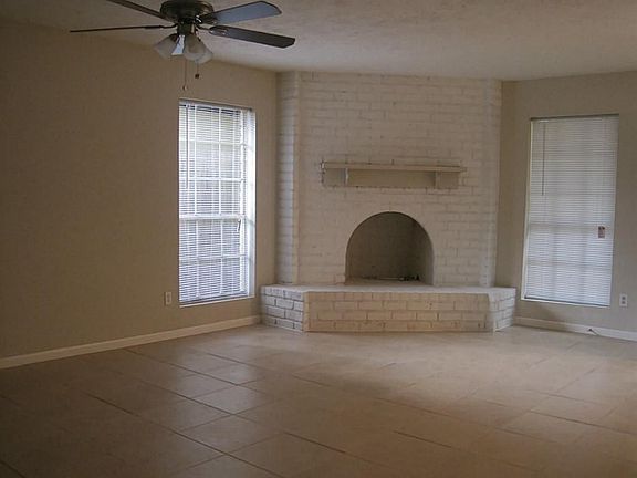 2nd image of 9323 Kristin Dr