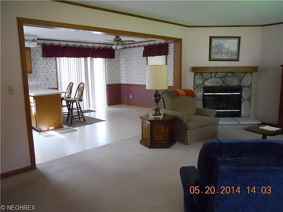 4th image of 790 Hollyview Dr