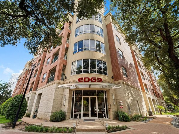 300 Saint Joseph Pkwy APT 319, Houston, TX 77002