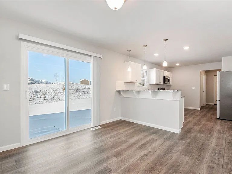 7285 Montego Bay St — Photo 4