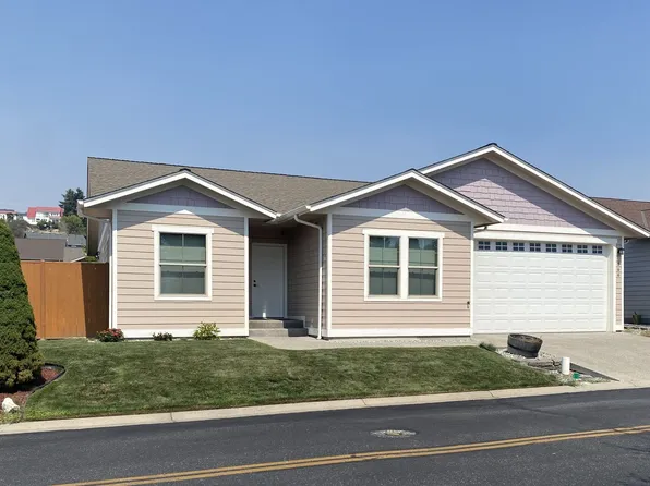 566 Village Dr, Manson, WA 98831