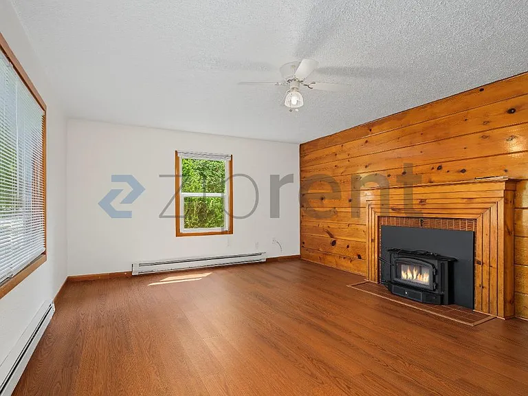 9209 NE 76th St — Photo 10