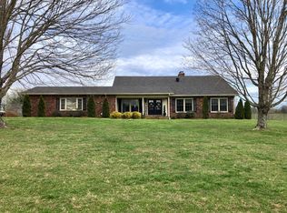 5572 Academy Rd, Cookeville, TN 38506