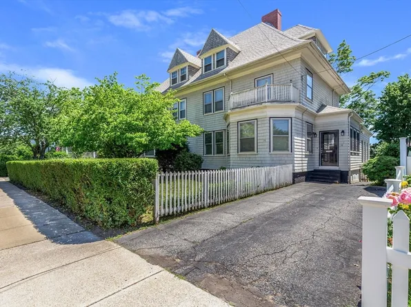 38 5th St, Medford, MA 02155