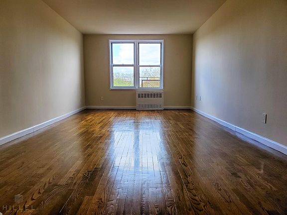 2nd image of 14202 84th Dr APT 5H
