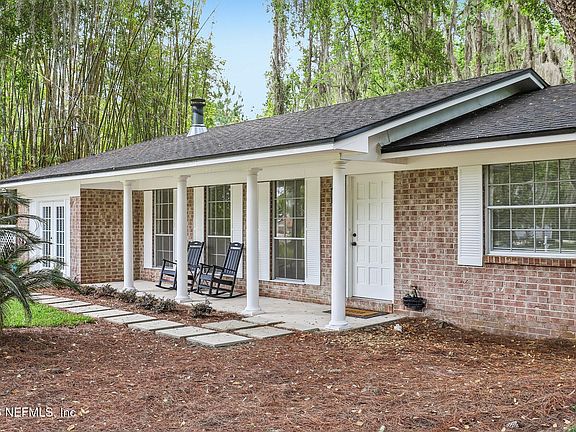 4th image of 1315 RIVER Court
