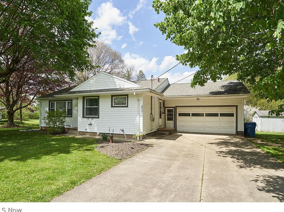 2953 Sweitzer Rd, Uniontown, OH 44685 Zillow