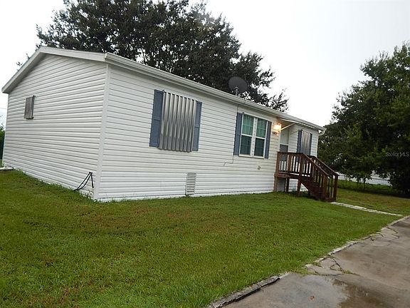 5th image of 1401 SE Tangelo Dr
