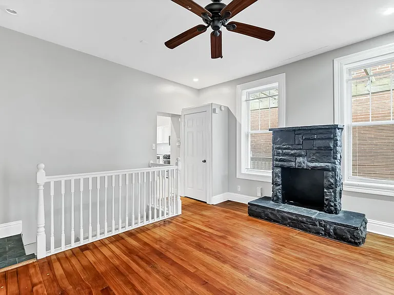 3437 Keokuk St — Photo 2