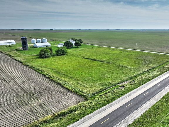 5th image of 2809 N 1500 East Rd