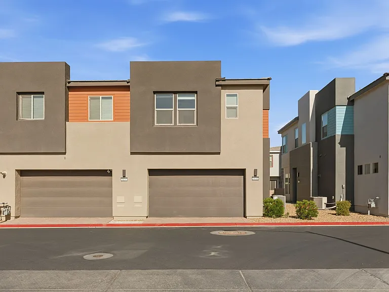 9858 Laurel Tree St — Photo 38