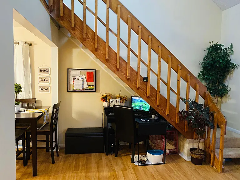 Delaney St — Photo 15