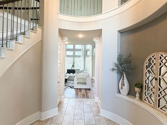 5th image of 2622 Pisoni Ln