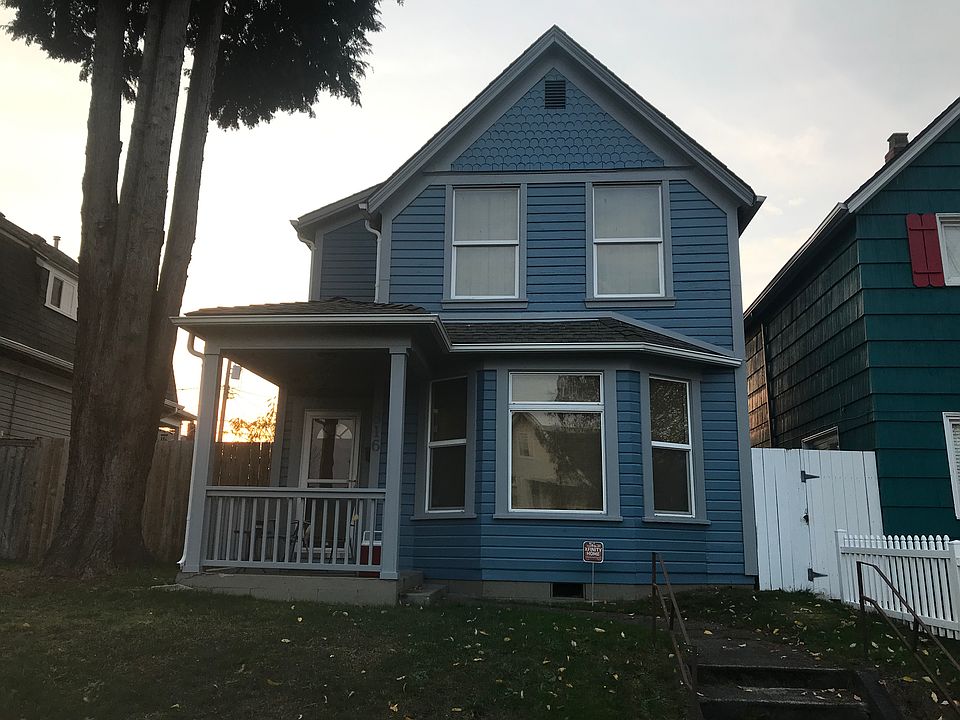 1st image of 816 S Ainsworth Ave