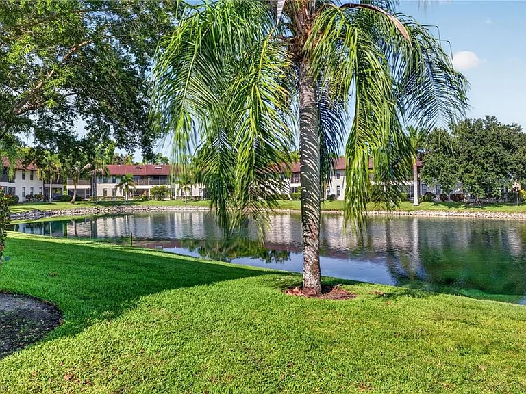 5365 Treetops Dr #S-206 — Photo 22