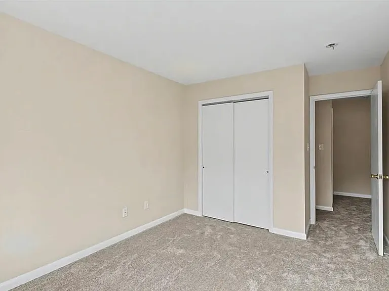 1511 Monterry Pl — Photo 18