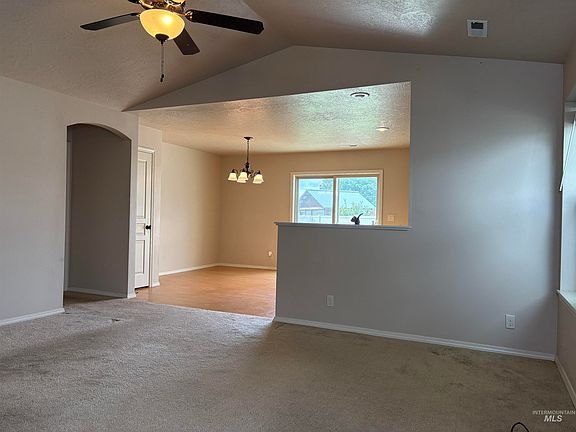 3rd image of 7592 W Baron Ln