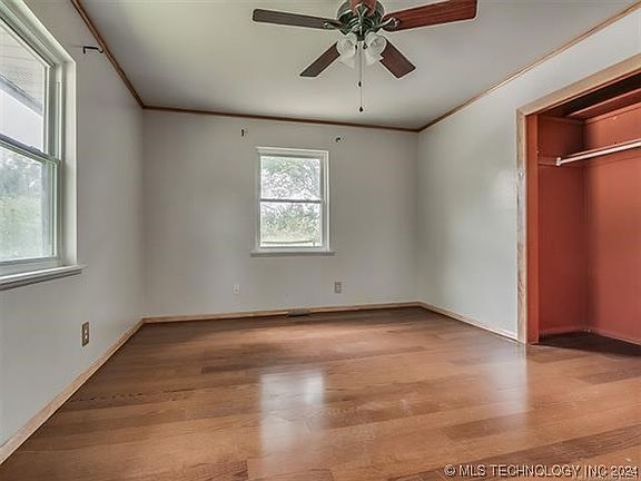 3rd image of 702 Kilby Dr