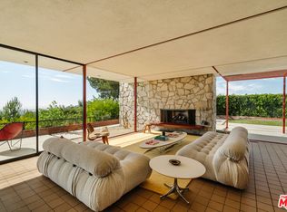 1811 Bel Air Rd, Los Angeles, CA 90077