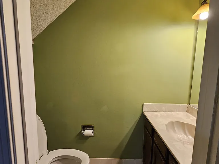 2566 Vauxhall Pl — Photo 13