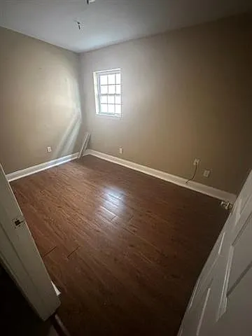 8813 Edinburgh St — Photo 5
