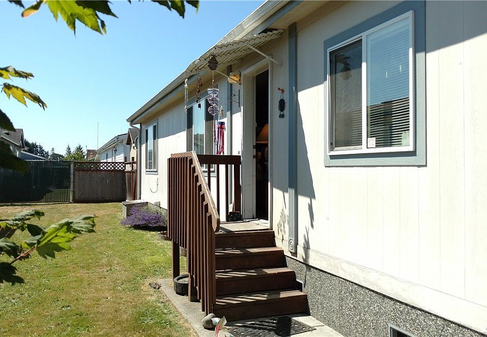 1st image of 201 W Oakview Ave Unit 108