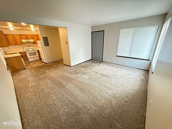3rd image of 2000 W Lincoln Ave #11