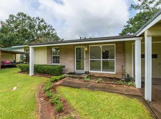 7645 Lawrence Dr, Beaumont, TX 77708