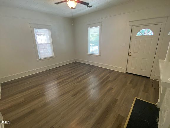 4th image of 927 Alabama Ave