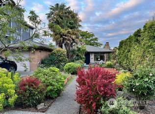 5050 Harold Pl NE, Seattle, WA