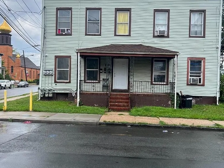 147 Liberty St #2 — Photo 1