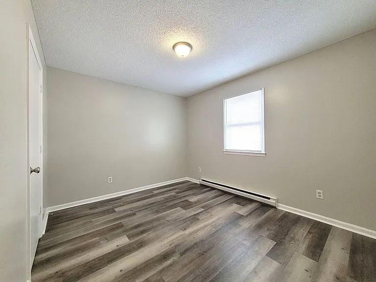 205 E. Guilford St — Photo 10