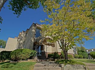 10840 Rockford Rd APT 103, Plymouth, MN 55442