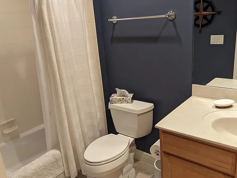 2nd Bathroom