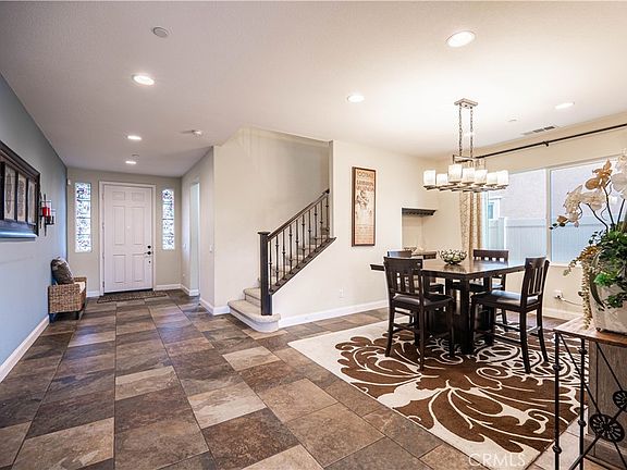 3rd image of 13985 Riverglen Dr