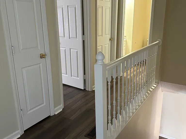 1119 Grovemont Dr #J6 — Photo 13