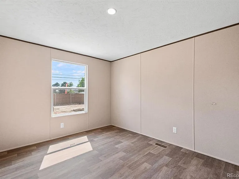 720 4th St #34 — Photo 20