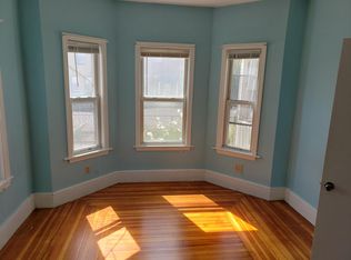 9 Holm Ct, Malden, MA 02148