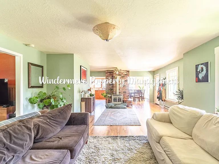 25996 Barber Cut Off Rd NE — Photo 6
