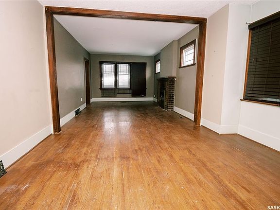3rd image of 105 28th STREET