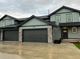 2230 Berryman Loop #B, Lynden, WA 98264