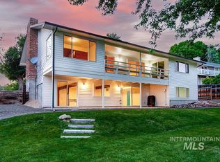 2262 S Ridge Point Way, Boise, ID 83712