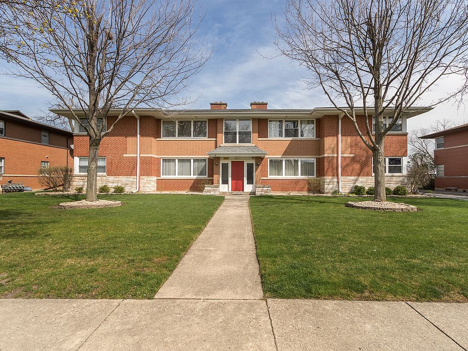 1st image of 1321 Balmoral Ave