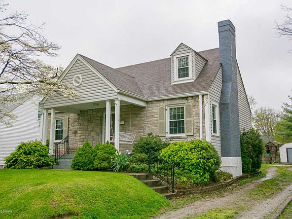 5th image of 2419 Clarendon Ave