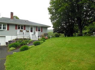 1769 Country Club Rd, Middletown, CT 06457