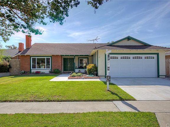 2nd image of 2114 Peachwood Ln
